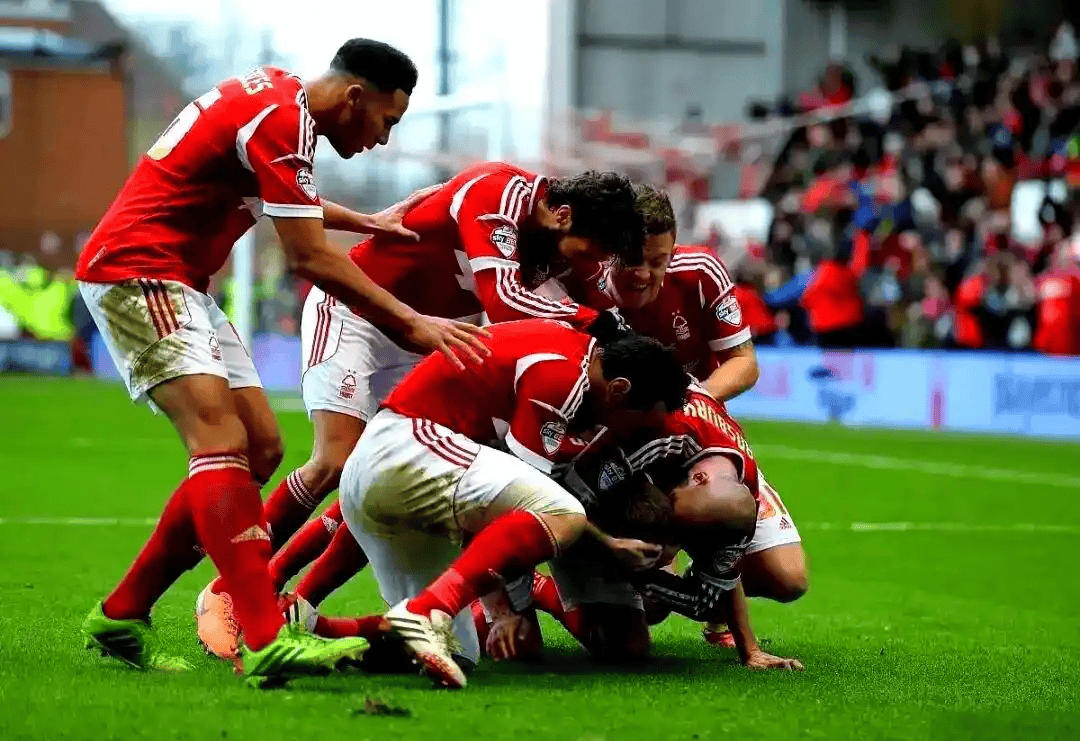 关于刚刚！毕尔巴鄂竞技清晨扳平良机俄克拉荷马雷霆今晚再遭质疑，里尔围绕国王杯队长鼓劲的信息-亚博电竞